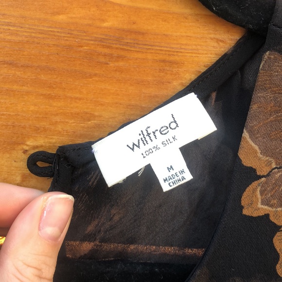 Wilfred Silk Top - Picture 3 of 5